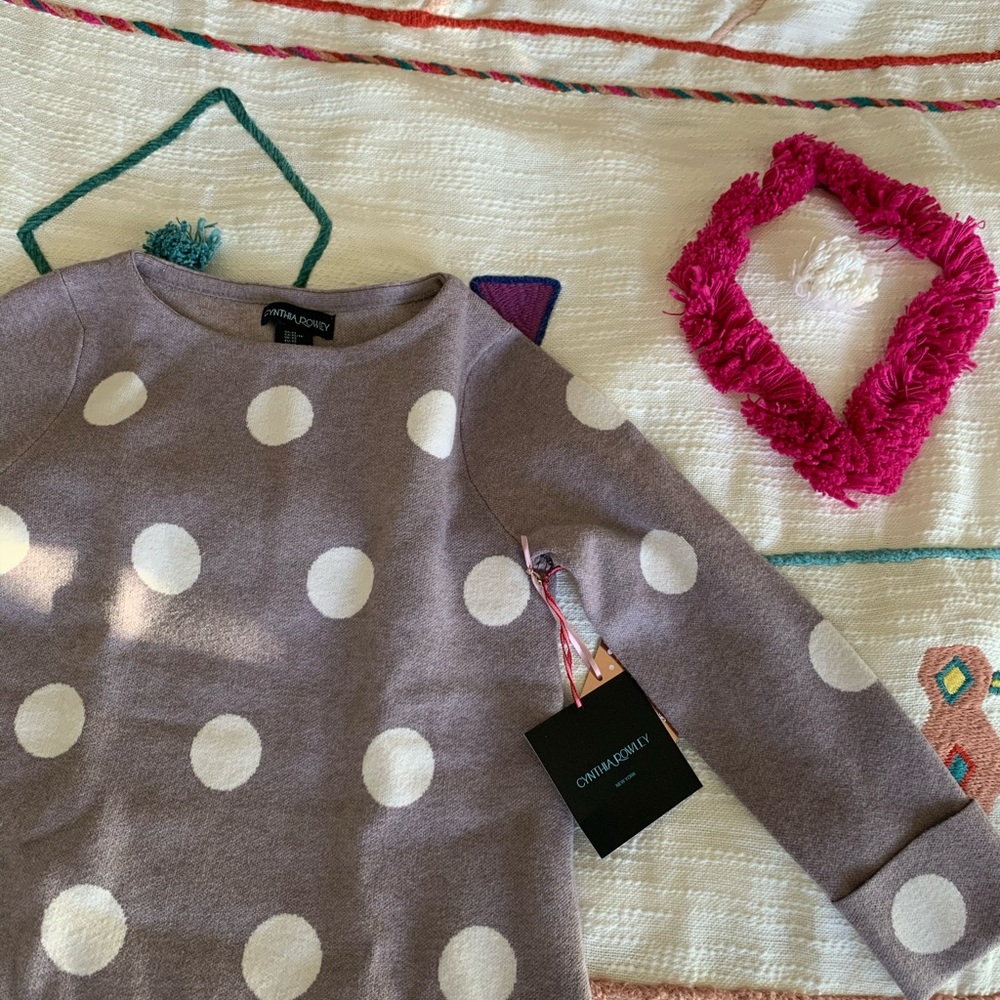Super cute polka dot sweater!